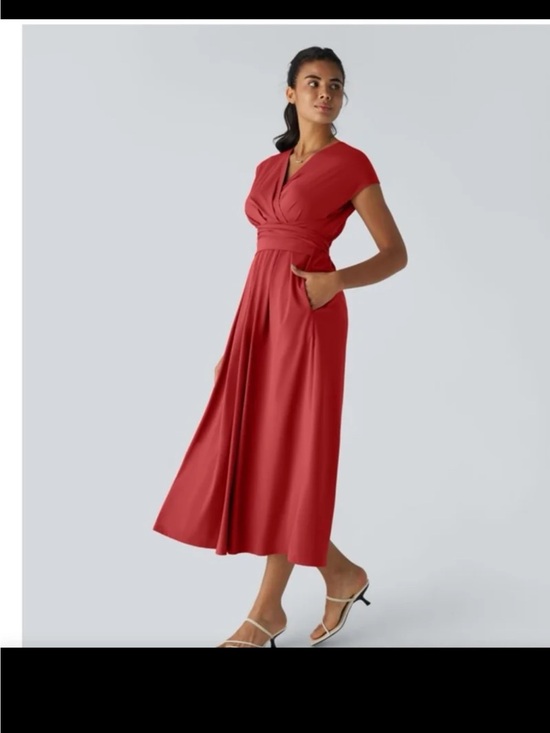 HALARA Dresses & Skirts - NWT Halara Breezeful V Neck Short Sleeve Pocket Tie Back Quick Dry Midi Dress XL
